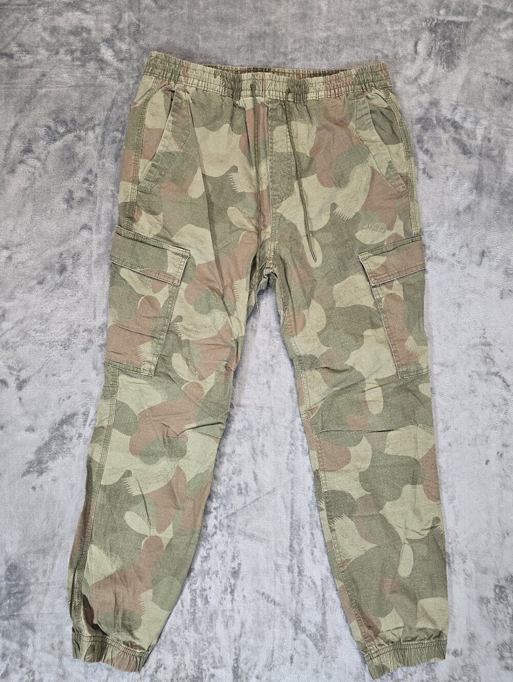 GAP Khakis Camouflage Camo Pants Size Small
